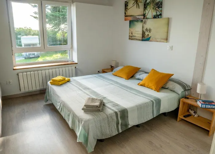 Oyambre Surf House Los Llaos