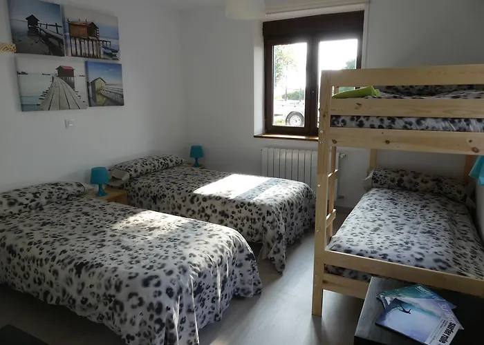 Oyambre Surf House Los Llaos