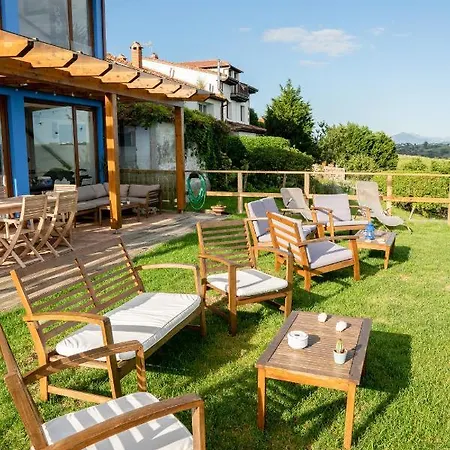 Oyambre Surf House Лос-Льяос