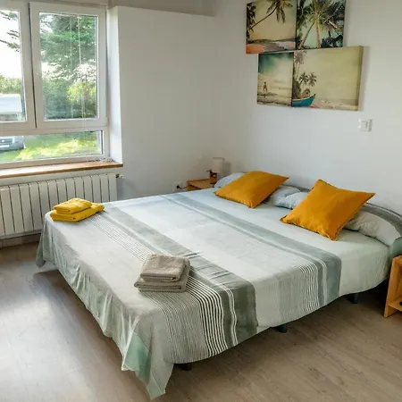 Oyambre Surf House Лос-Льяос